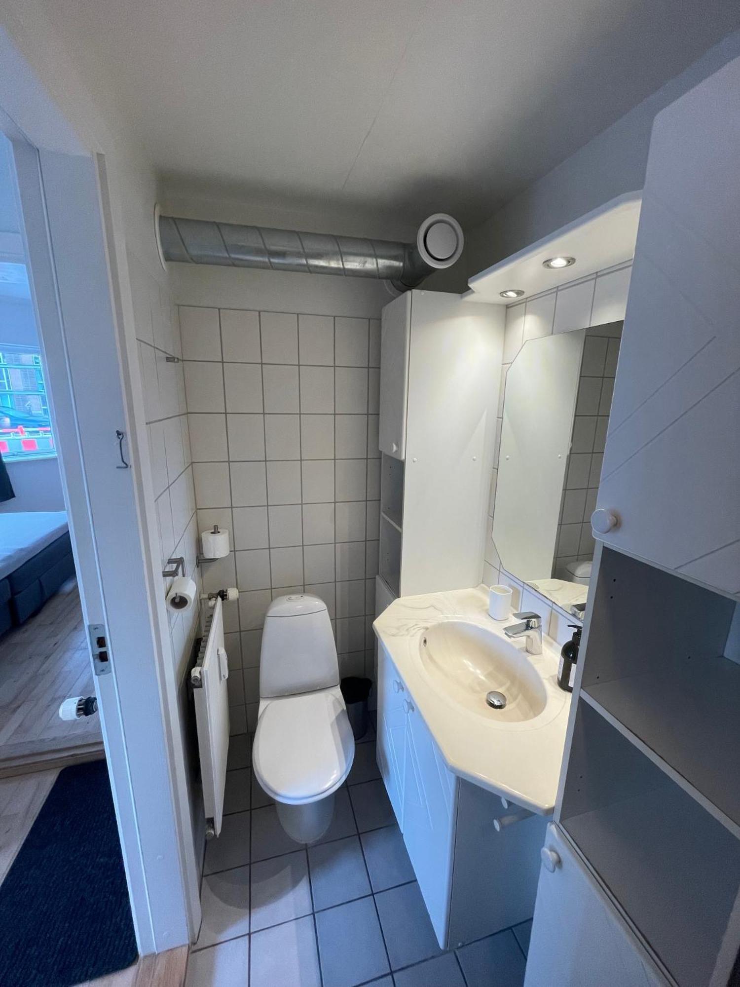 Central Apt W Parking Possibility, Netflix & Near Attractions Орхус Экстерьер фото